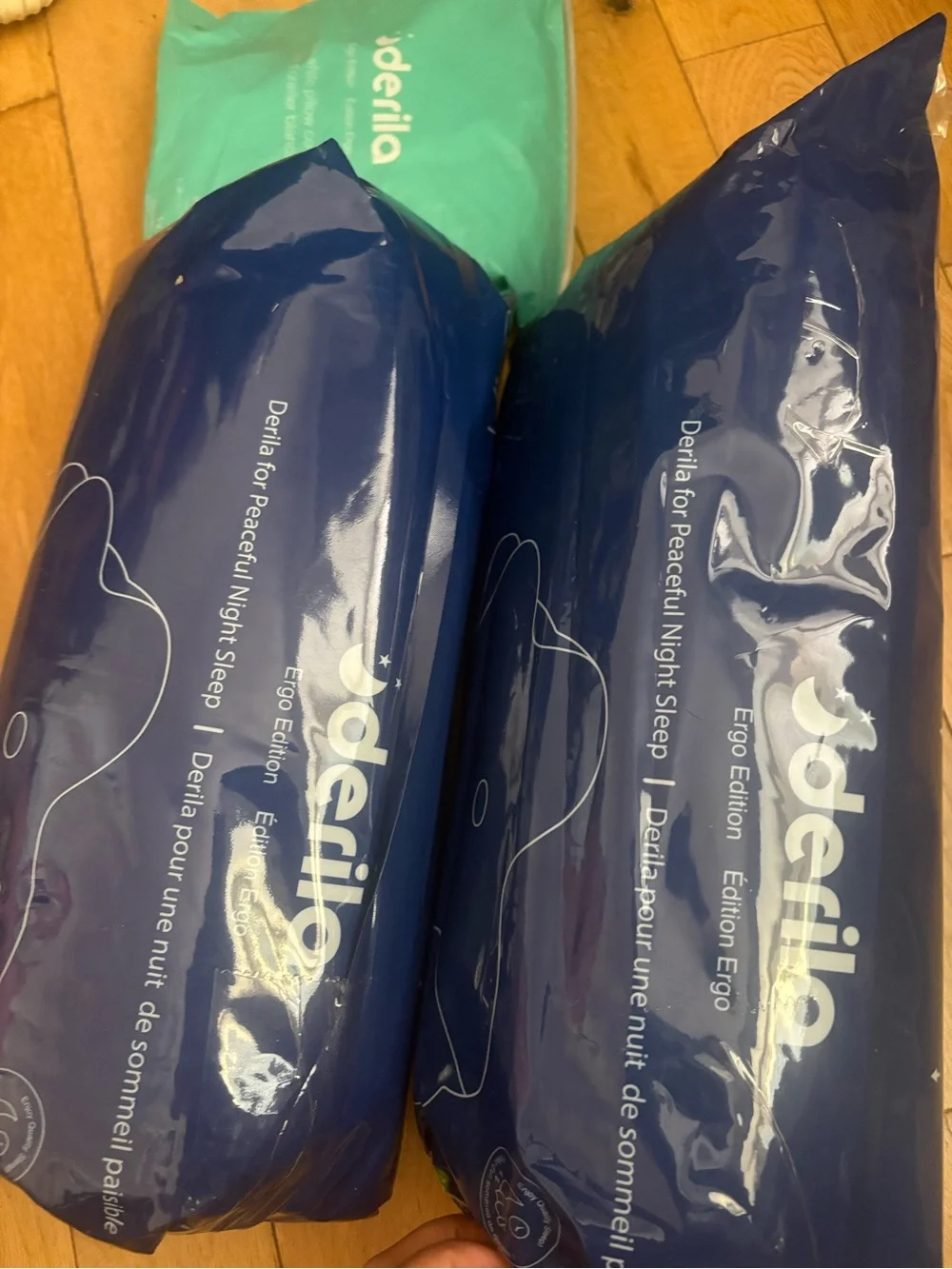 Derila Ergo Pillow One Pair with Pillow Case